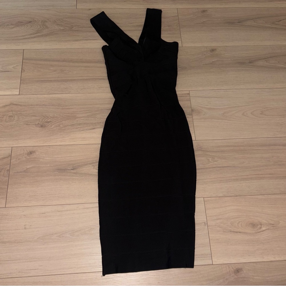 Bebe Elegant Black Bandage Midi Dress
